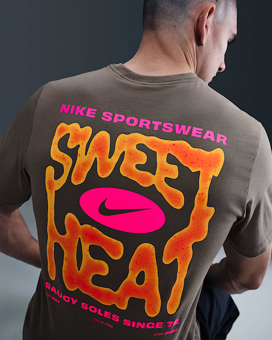 Tシャツ・カットソー Nike Nike sportswear 4FT520 Nike Sportswear T-Shirt. Nike.com